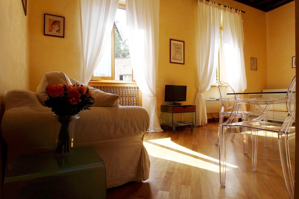 Villa Domus Pellegrino à Rome Extérieur photo